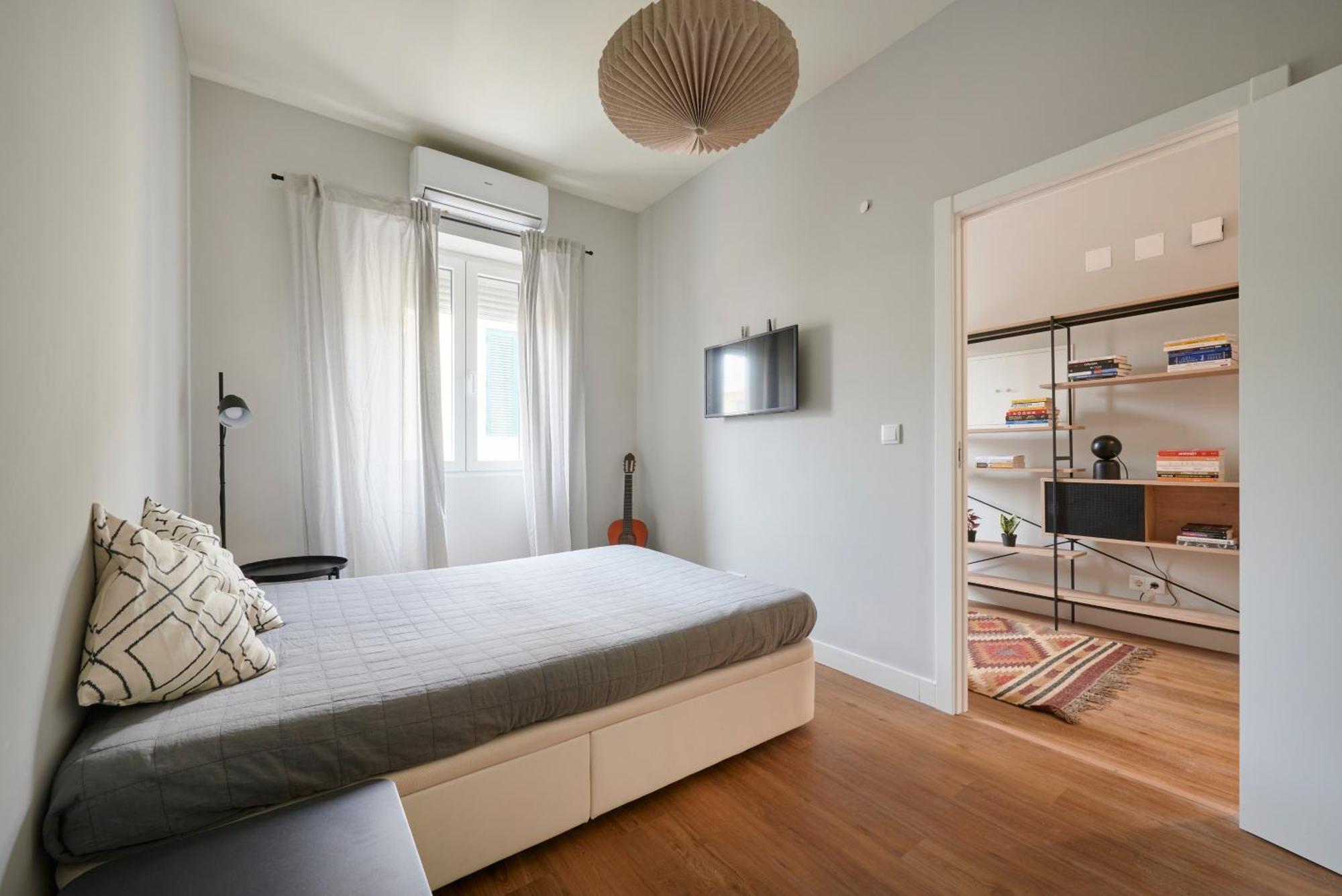 Apartment Modern 2 Bed In Campolide Near Amoreiras *