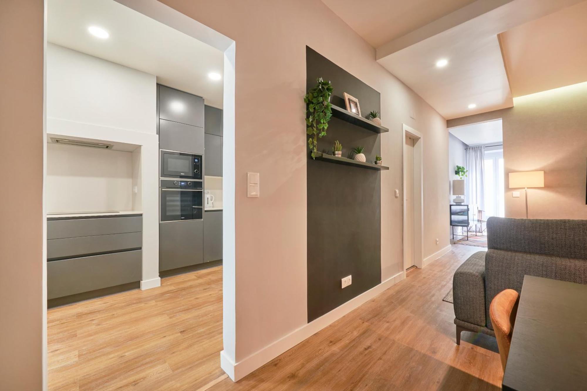 Modern 2 Bed In Campolide Near Amoreiras * Lisbon
